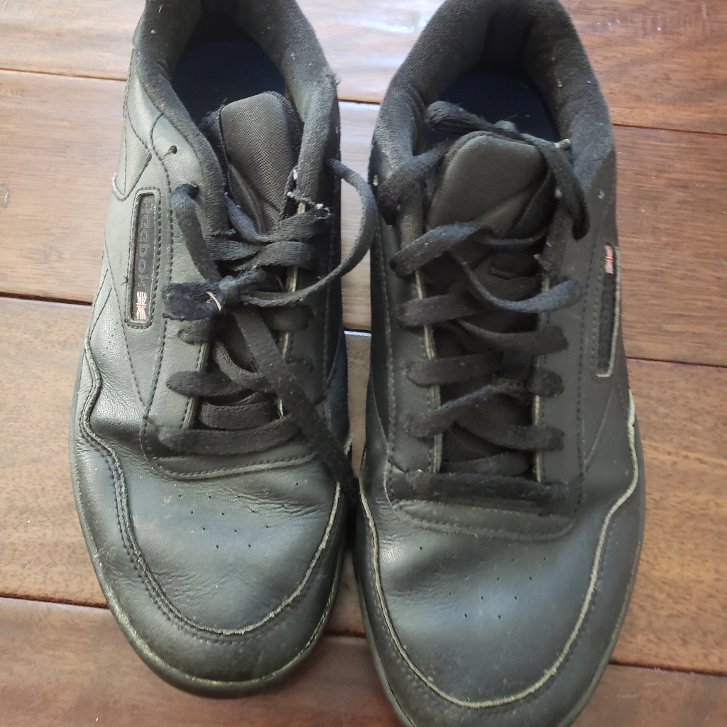 Men Black Preowned Reebok